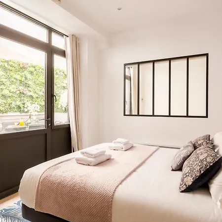 Apartment 10p 160m2 With Terace Paris